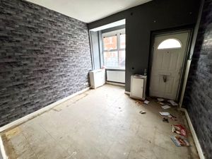 Photo 6- click for photo gallery